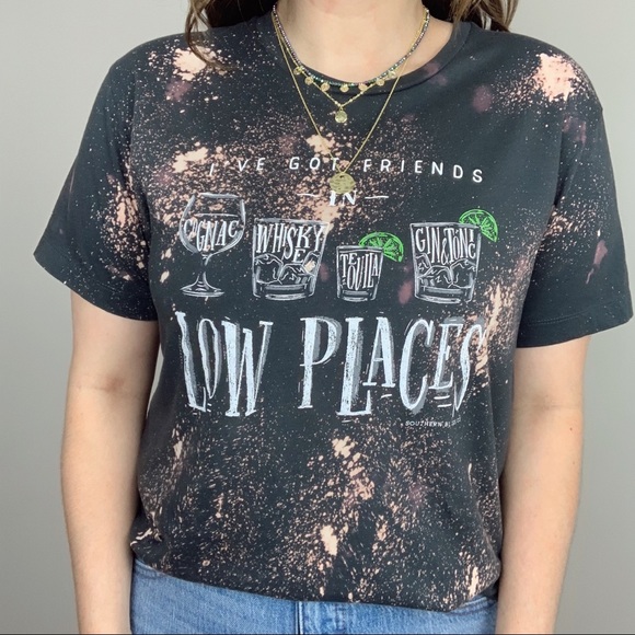 Tops - Friends In Low Places Graphic Tee - Liquor